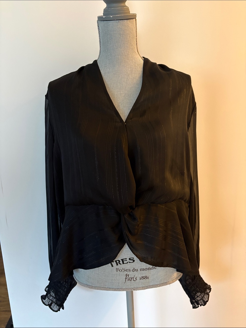Black Twist-Front Long Sleeve Women's Top